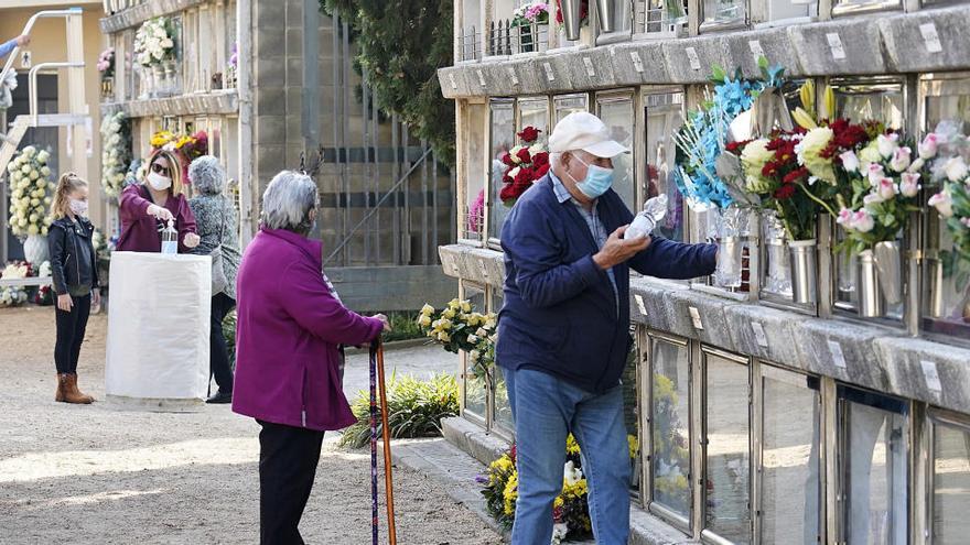 Imatge d&#039;arxiu del cementiri de Girona