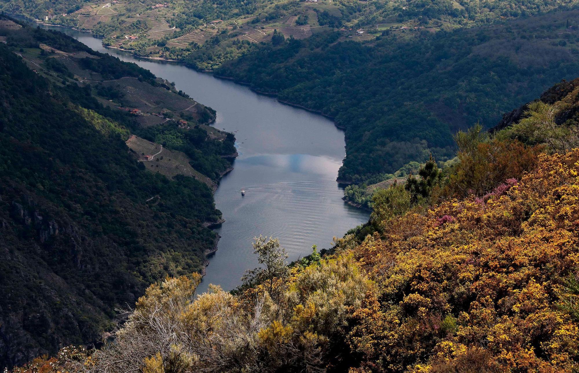 La magia de la Ribeira Sacra y los cañones del Sil, a vista de dron