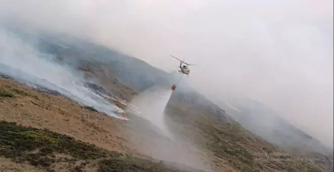 Efectivos de Ejea ayudan en los incendios de León