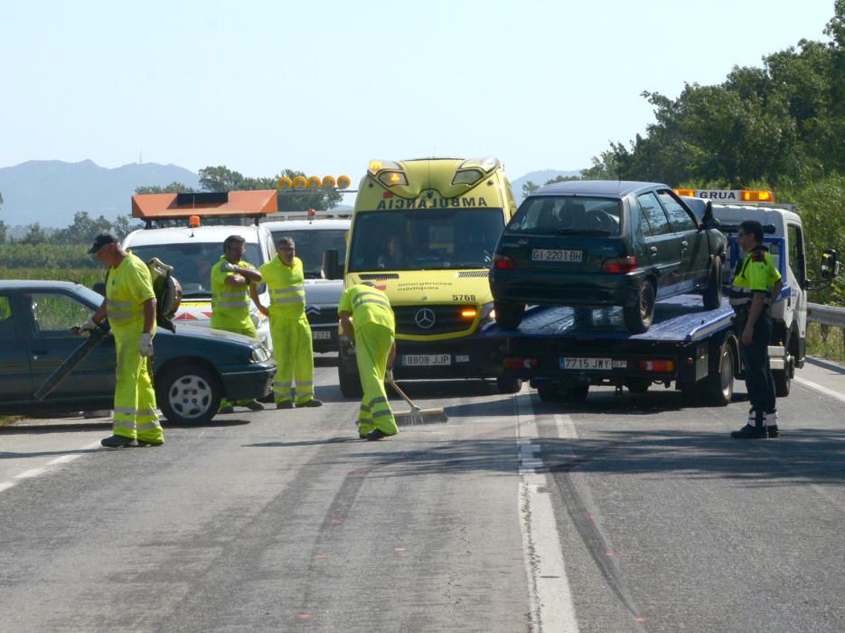 Accident de trànsit amb dos ferits a l''N-260 a Fi