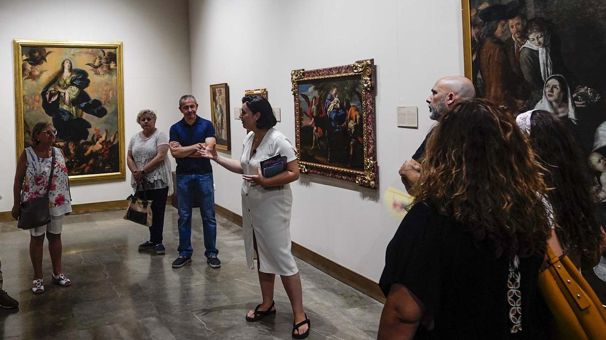 Un momento del recorrido por el Museo de Bellas Artes.