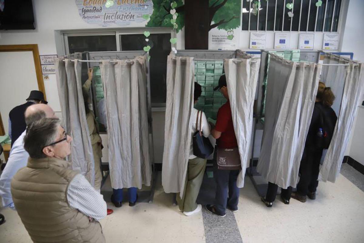 Córdoba capital vota para las elecciones andaluzas Córdoba capital vota para las elecciones andaluzas