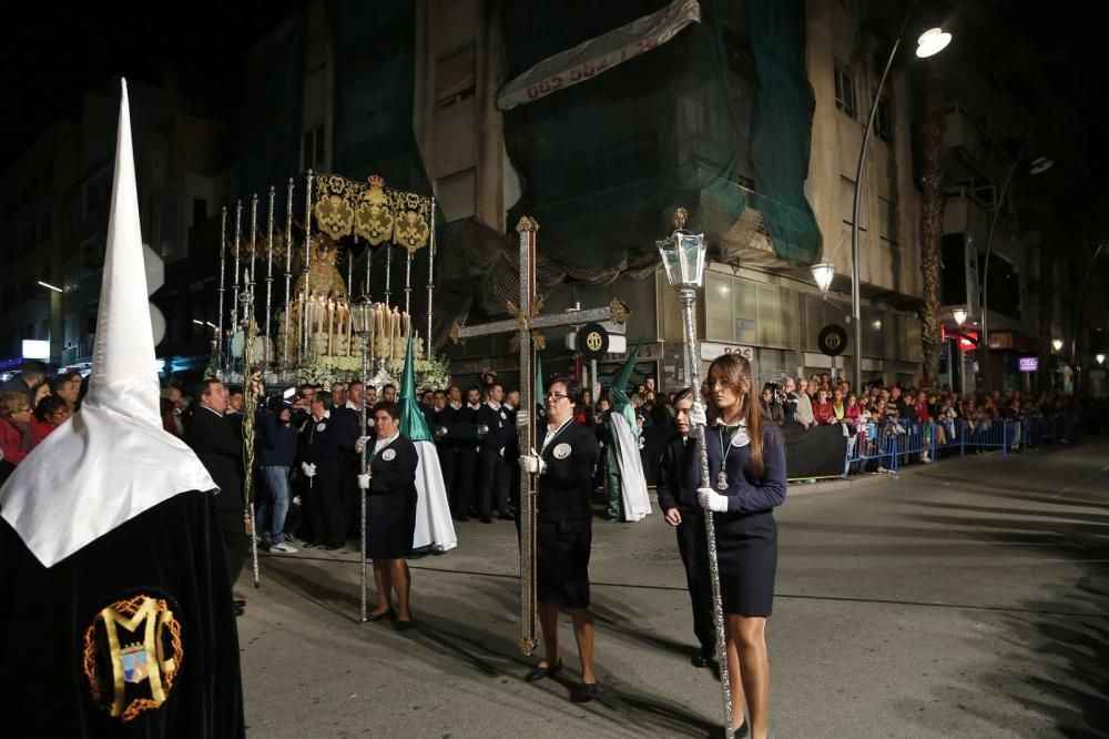 La Esperanza y el Cristo de la Caída protagonizaron el Encuentro en la Vía Doloresa de la Semana Santa de Torrevieja