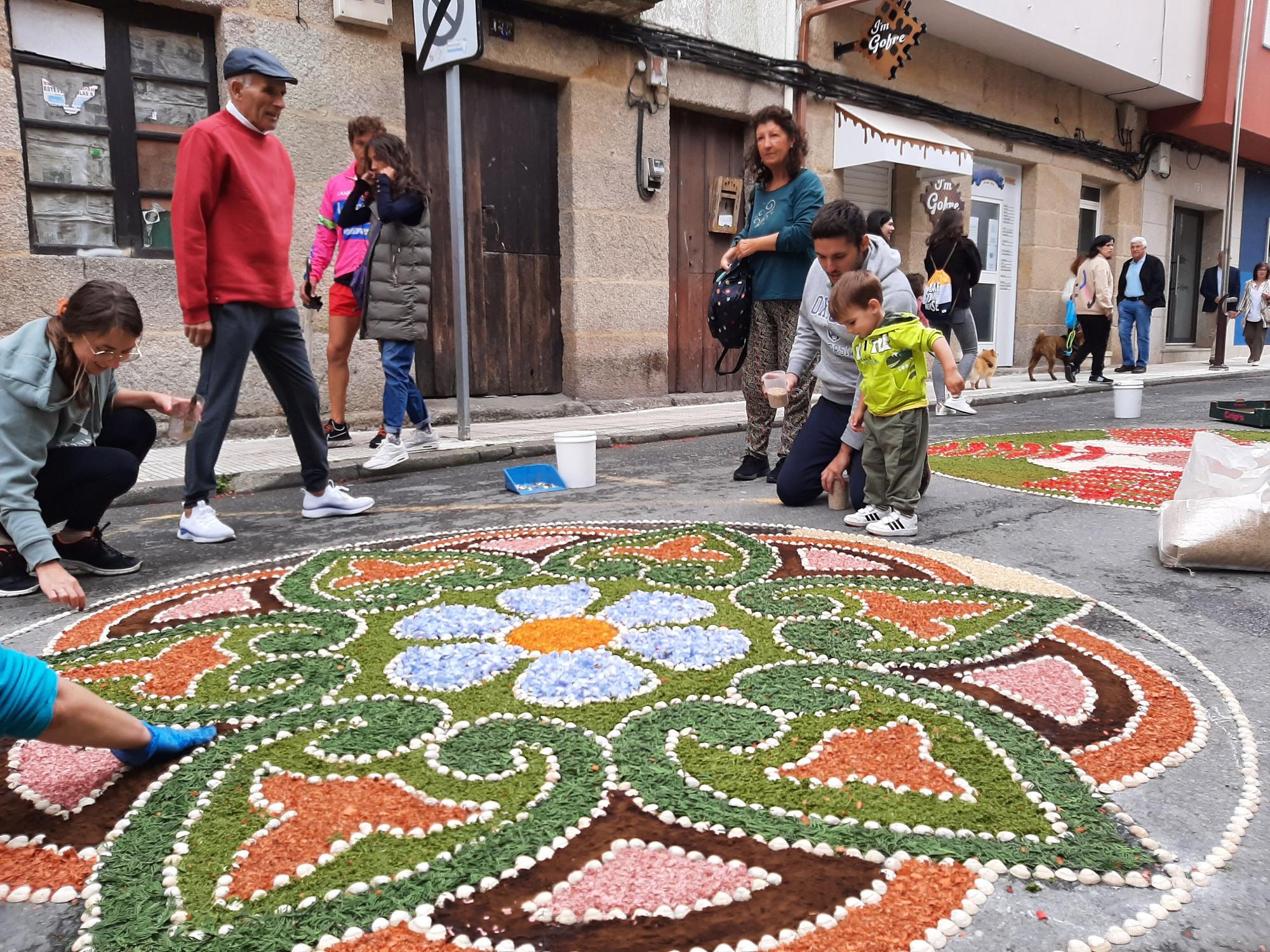 La fiesta de las alfombras florales y del Corpus en Bueu (I)