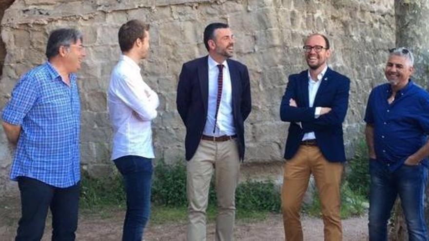 El conseller Sant Vila amb el batlle de Gironella a la visita d&#039;aquest divendres