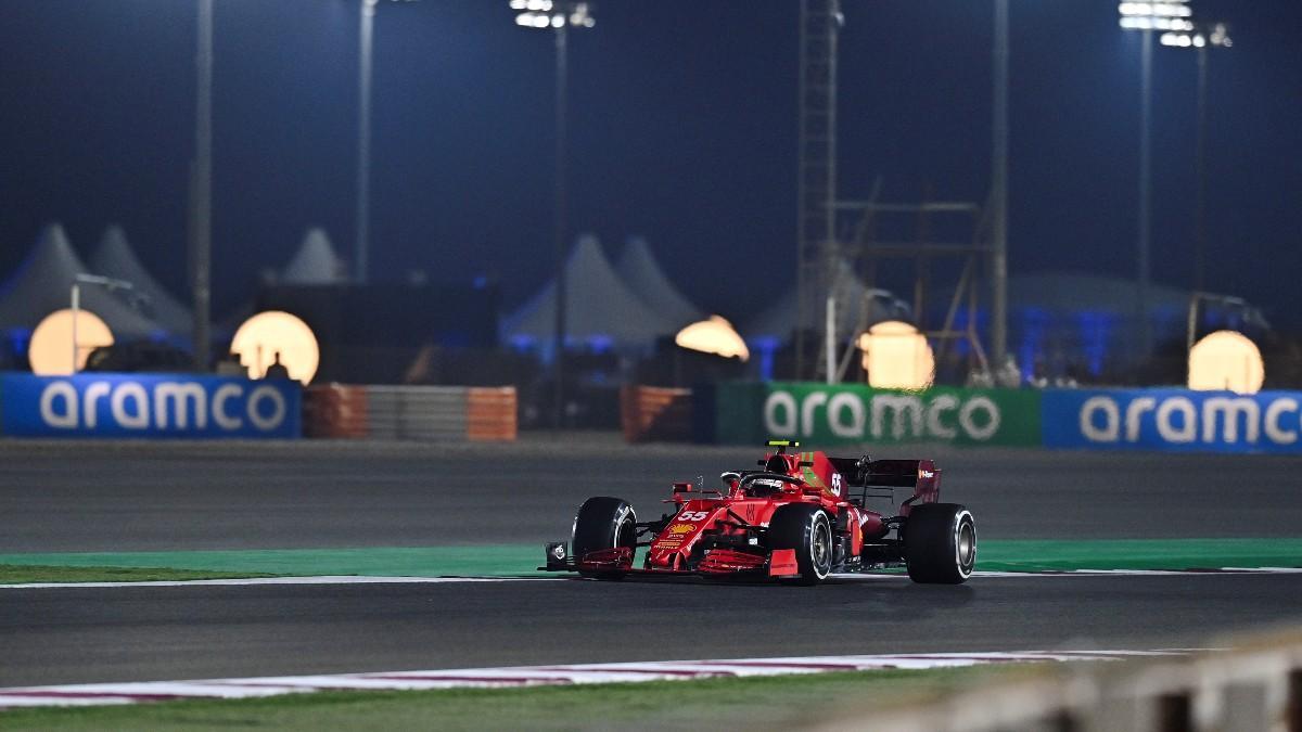 Carlos Sainz durante los entrenamientos libres