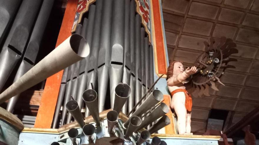 La Diputación compra por 396.000 euros los bienes artísticos del convento de Santa Clara en Pontevedra