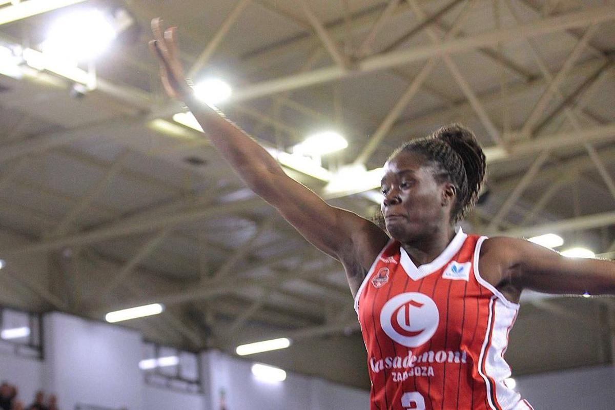 Bankolé, por los aires en Salamanca