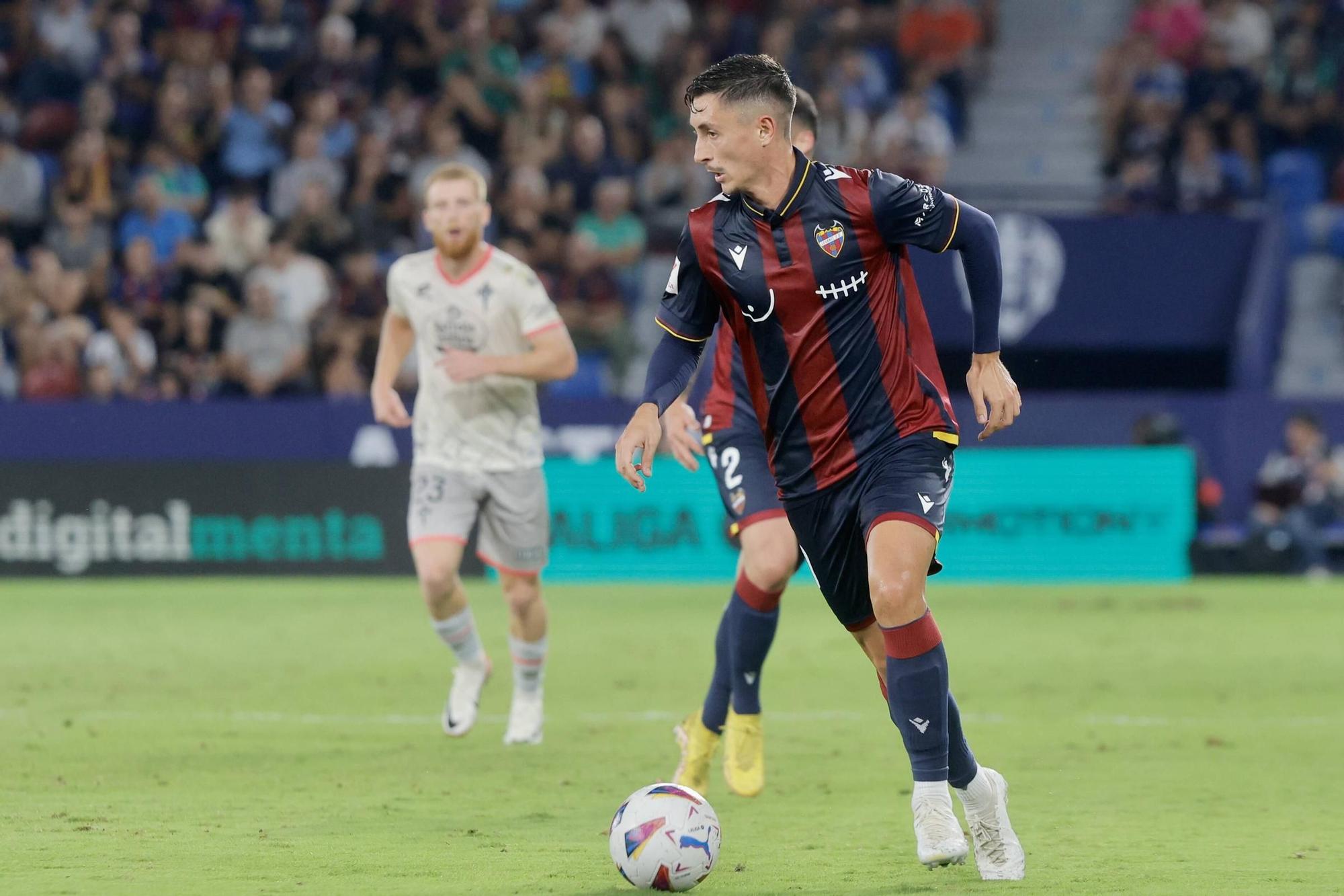 El Levante - Racing de Ferrol (1-0), en imágenes