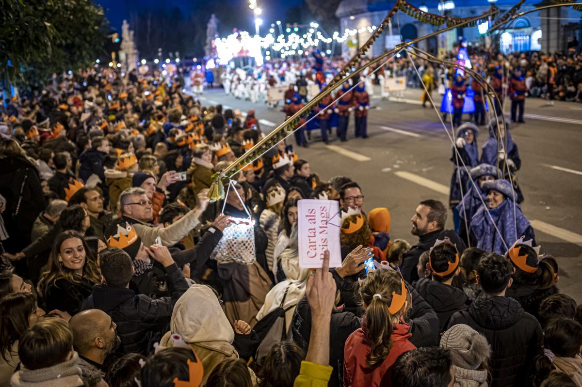 La Cabalgata vuelve a llenar de magia Barcelona