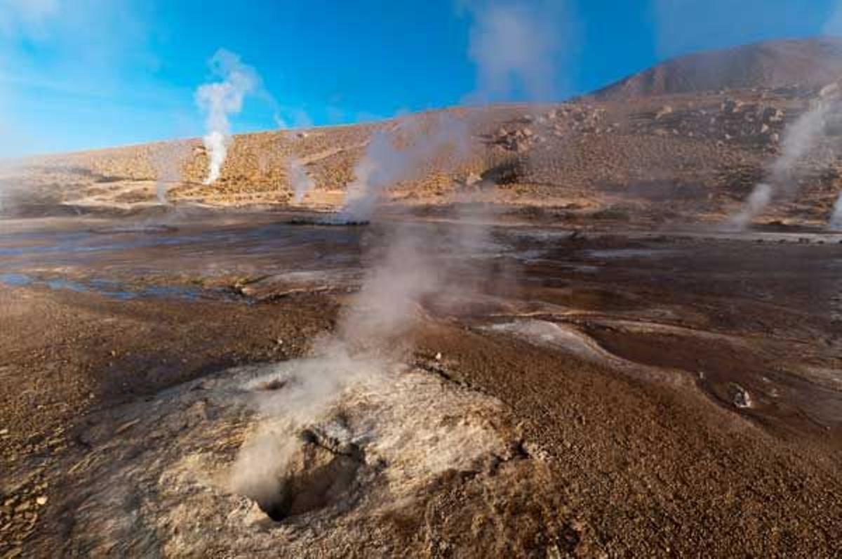 El Tatio cuenta con unos 80 géiseres que alcanzan una altura media de 76 cm.