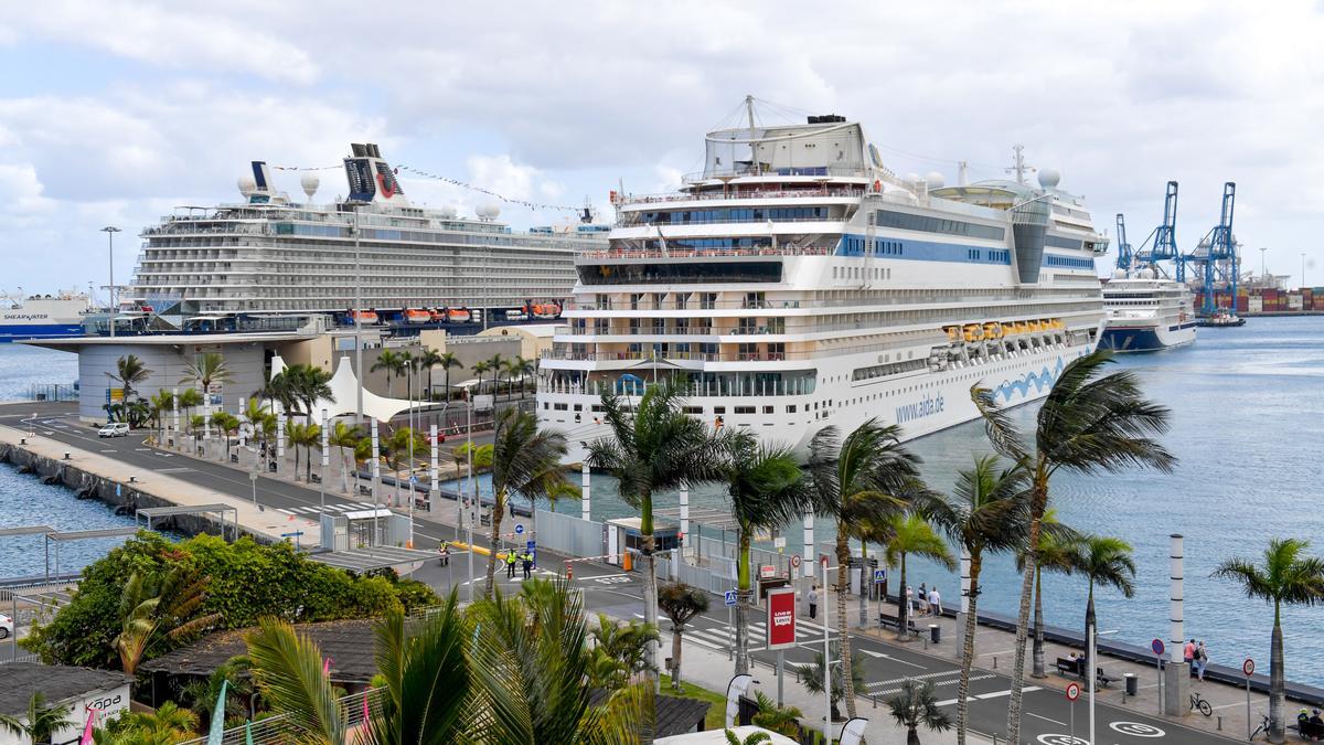 Imagen de archivo del ‘Mein Shiff 4’ en la capital grancanaria.