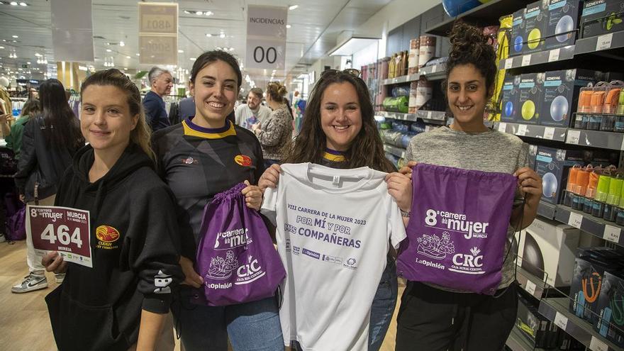 Entrega de dorsales para la Carrera de la Mujer este sábado