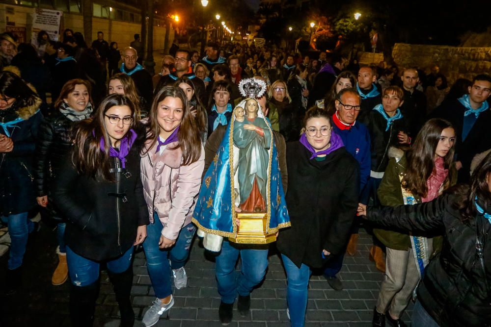 Benidorm celebra la procesión de El Alba de la Virgen del Sufragio