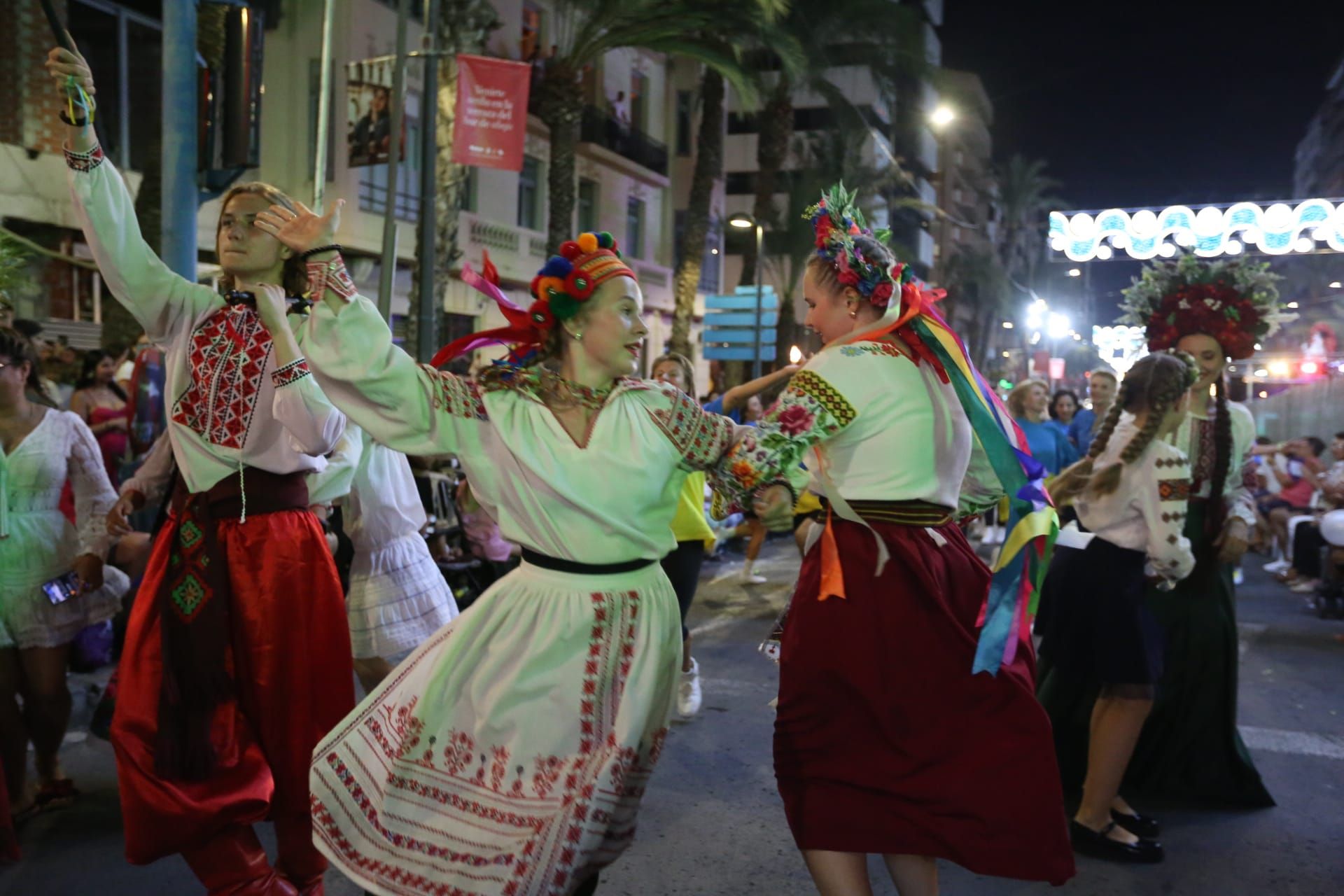 Desfile Folclórico Internacional de las Hogueras de Alicante 2022