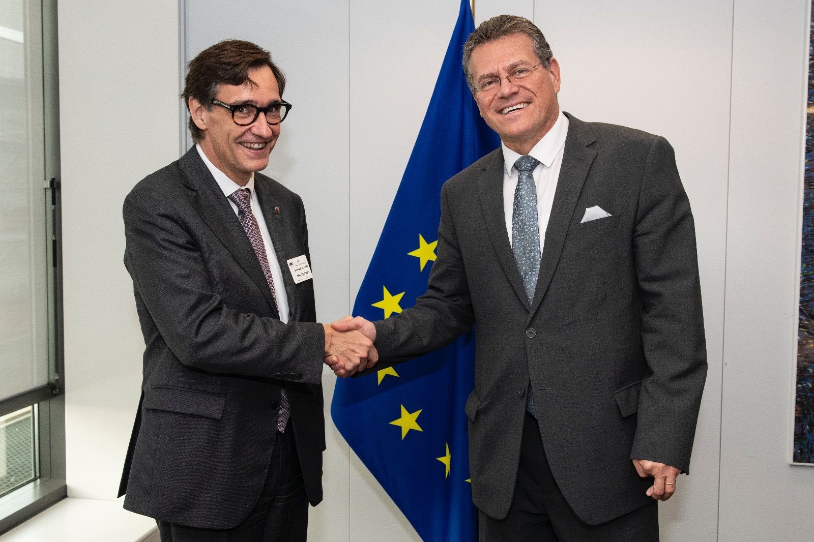 Salvador Illa, con el comisario europeo de Relaciones Internacionales y Prospectiva, Maros Sefcovic