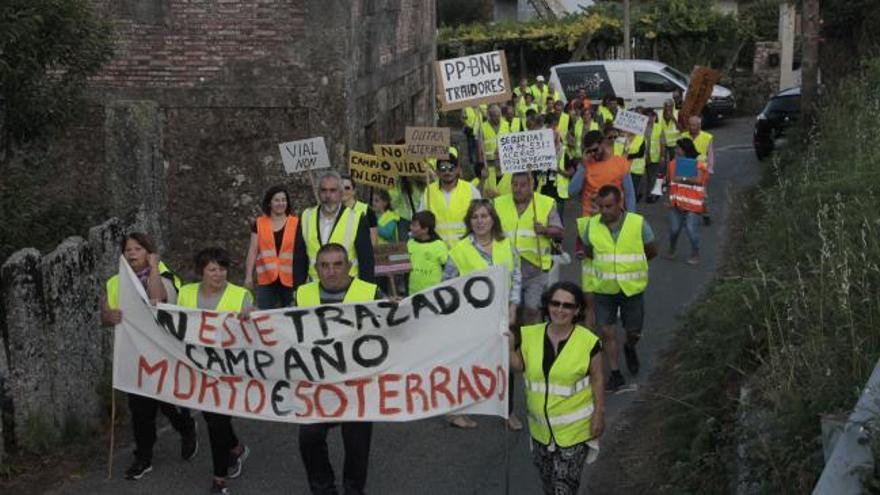 Más de 200 vecinos exigen que se cambie el trazado de la variante de Alba