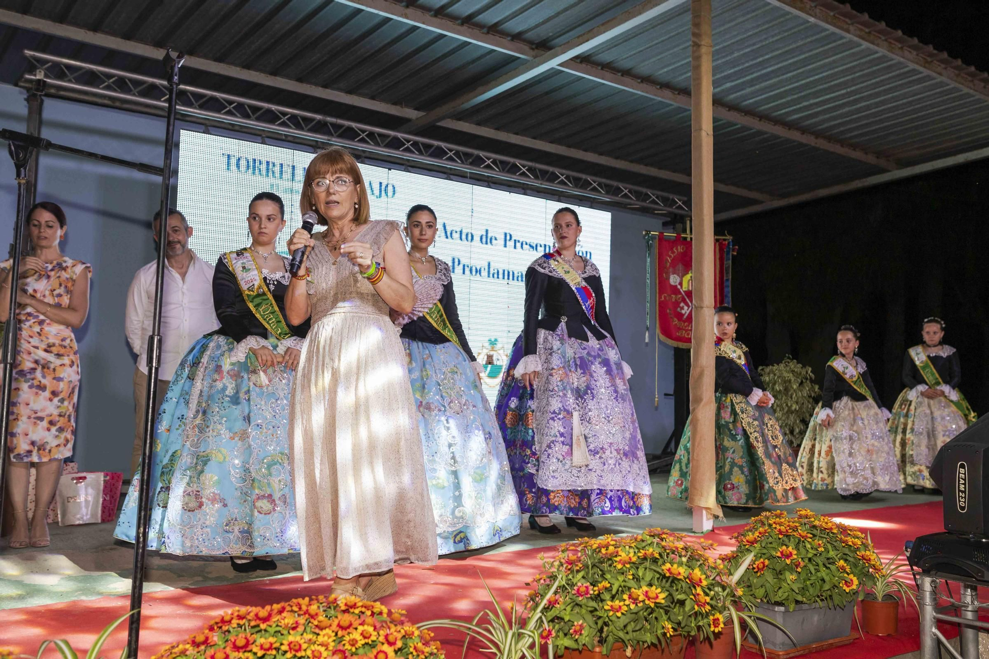Así celebró la pedanía de Torrellano Bajo, en Elche, el arranque de sus fiestas
