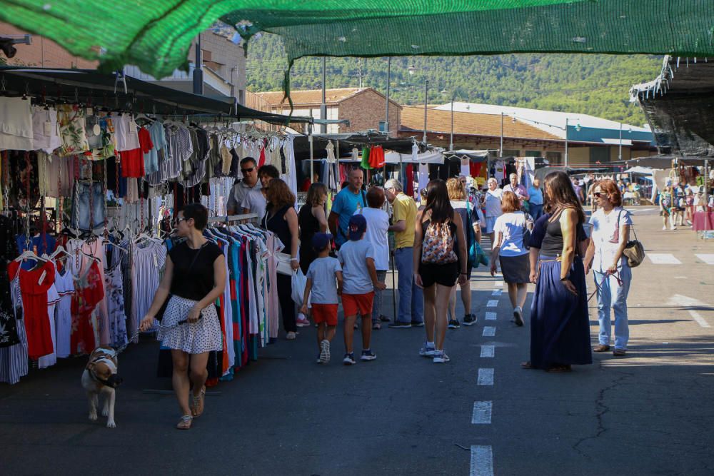 El municipio celebra el día de San Hipólito con los actos de la ofrenda, la presentación de armas y la procesión