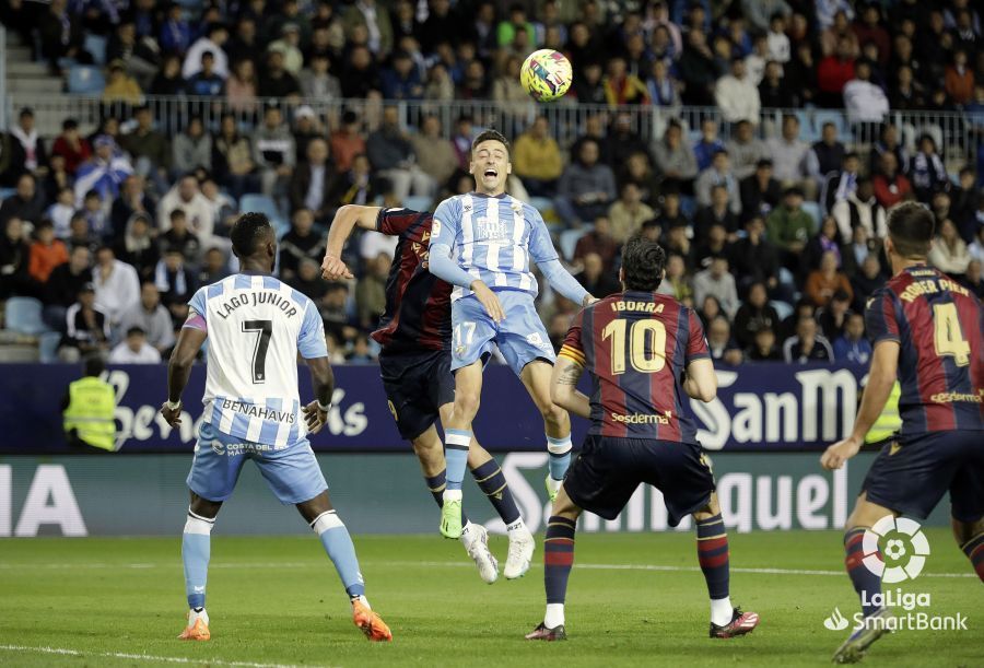 El Málaga CF no pudo pasar del empate este pasado viernes.