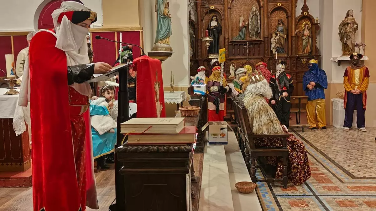 La lluvia minimiza la cabalgata de Soto y la ilusión se traslada a la iglesia