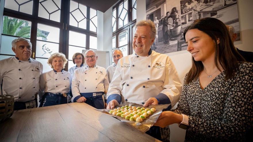 Unos bombones de arroz con leche para endulzar el &quot;menú de la paz&quot; en Oviedo