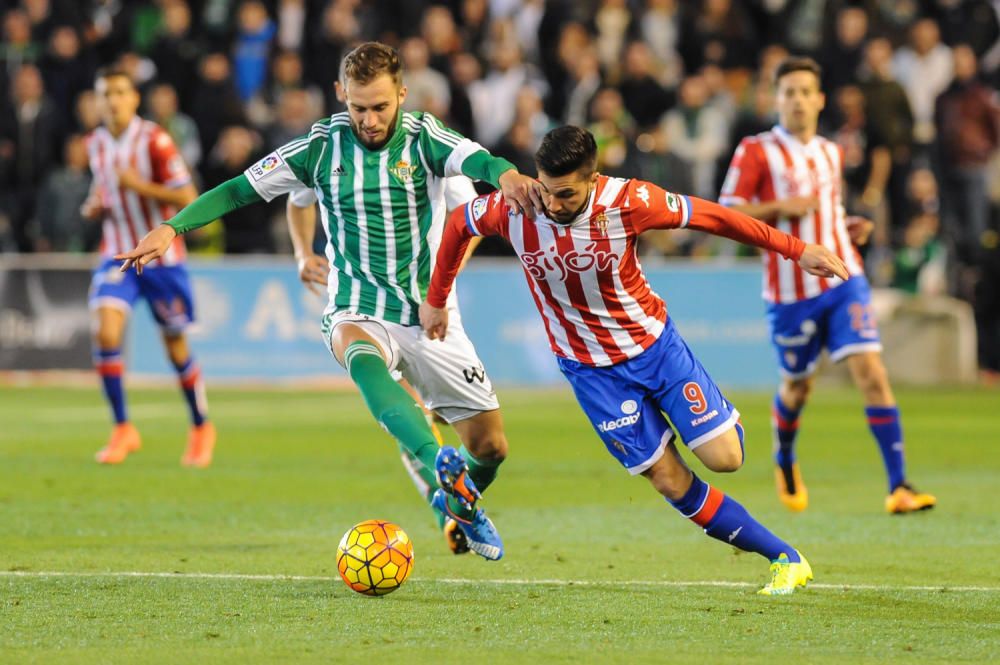 El Sporting suma un punto ante el Betis