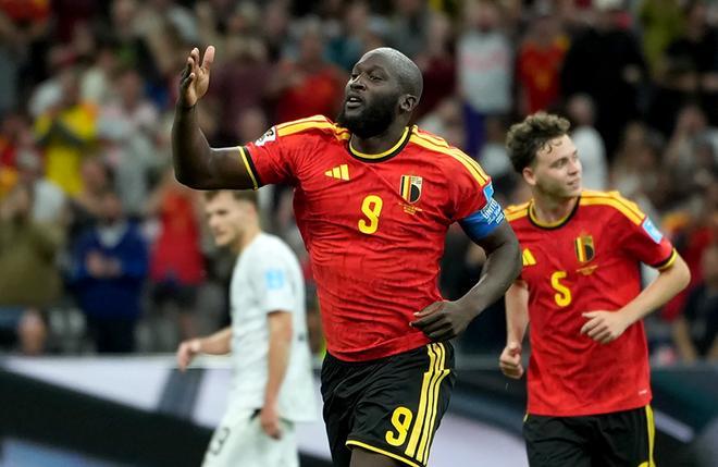 Bélgica asegura su primer puesto del grupo G goleando a Nueva Zelanda
