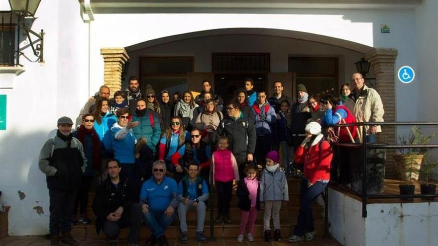 La Asociación Down y los voluntarios de la Caixa ayudan a reforestar Los Villares