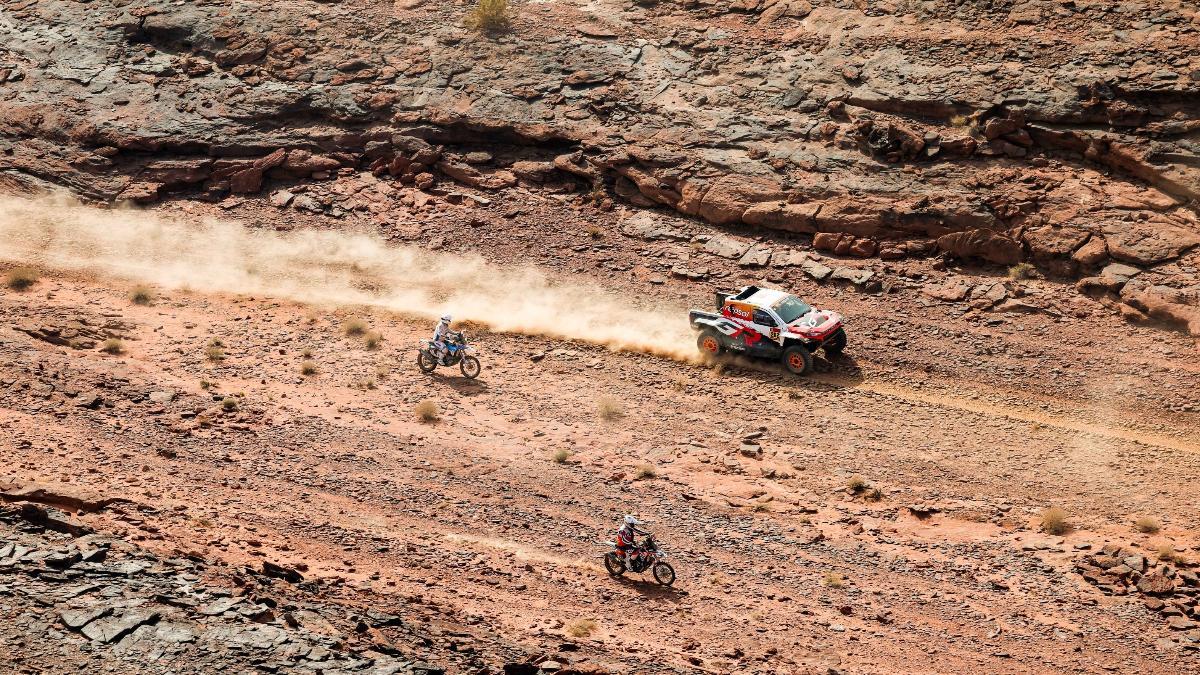 El sudafricano Lategan, nuevo líder del Dakar con Toyota