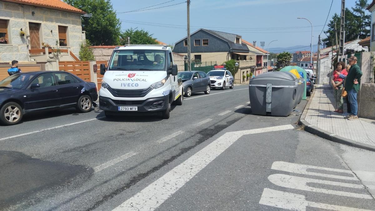 Dispositivo del accidente de tráfico en Vilagarcía.
