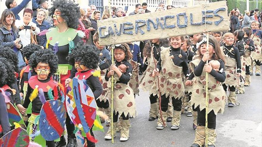 Los niños y la noche del pijama abren el Carnaval