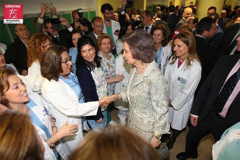 Fotogalería: La Reina Doña Sofía inaugura el acto central del 40º aniversario del Hospital Reina Sofía