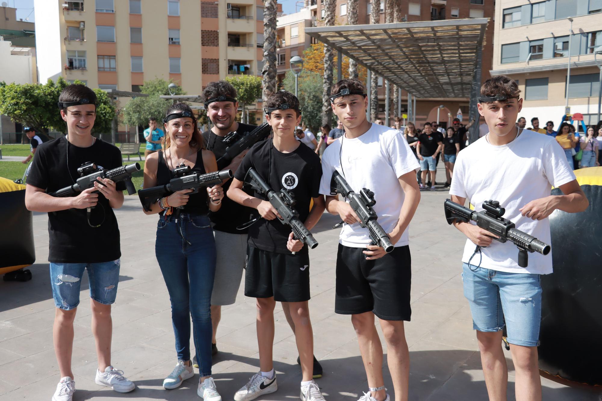 Las mejores fotos del 'laser combat' de las fiestas de Vila-real