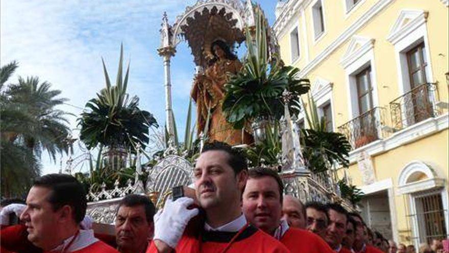 Santa Eulalia vuelve este jueves a las calles de Mérida en procesión y con fuegos artificiales