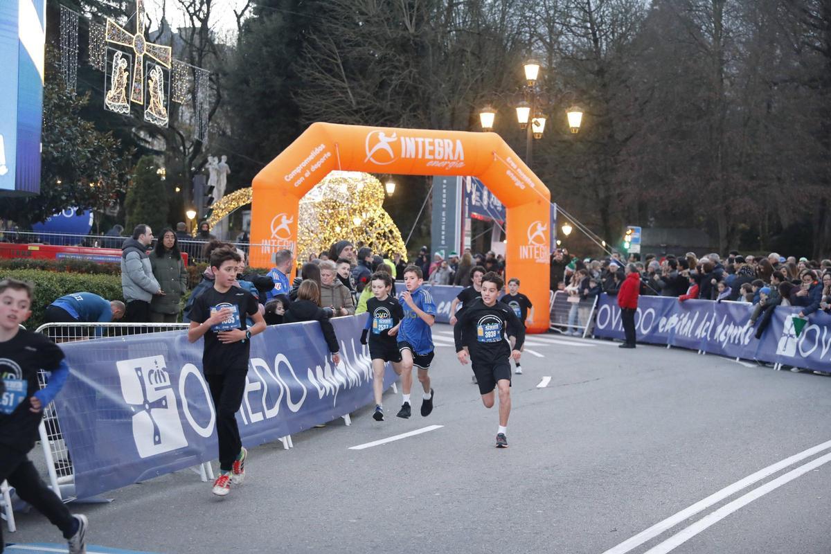 EN IMÁGENES: Así fue la San Silvestre 2025 de Oviedo