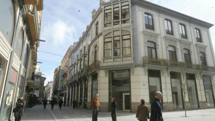 El edificio del antiguo comercio Roncero, ejemplo del modernismo.