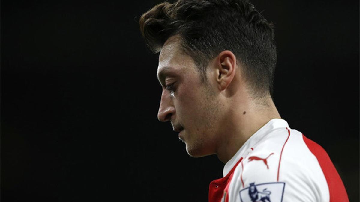 Ozil no tiene su permanencia asegurada en el Arsenal