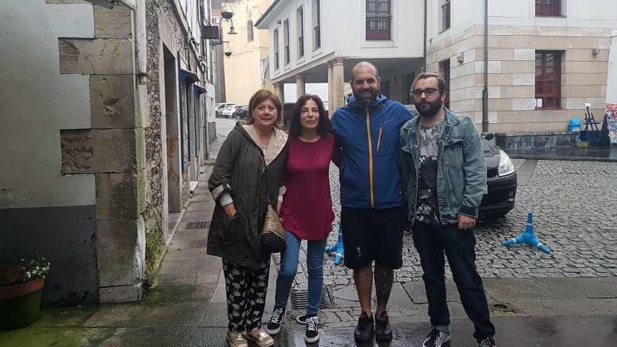 Por la izquierda, Lourdes Castro, Sonia Busto, Jorge Díez y Mateo Castro.