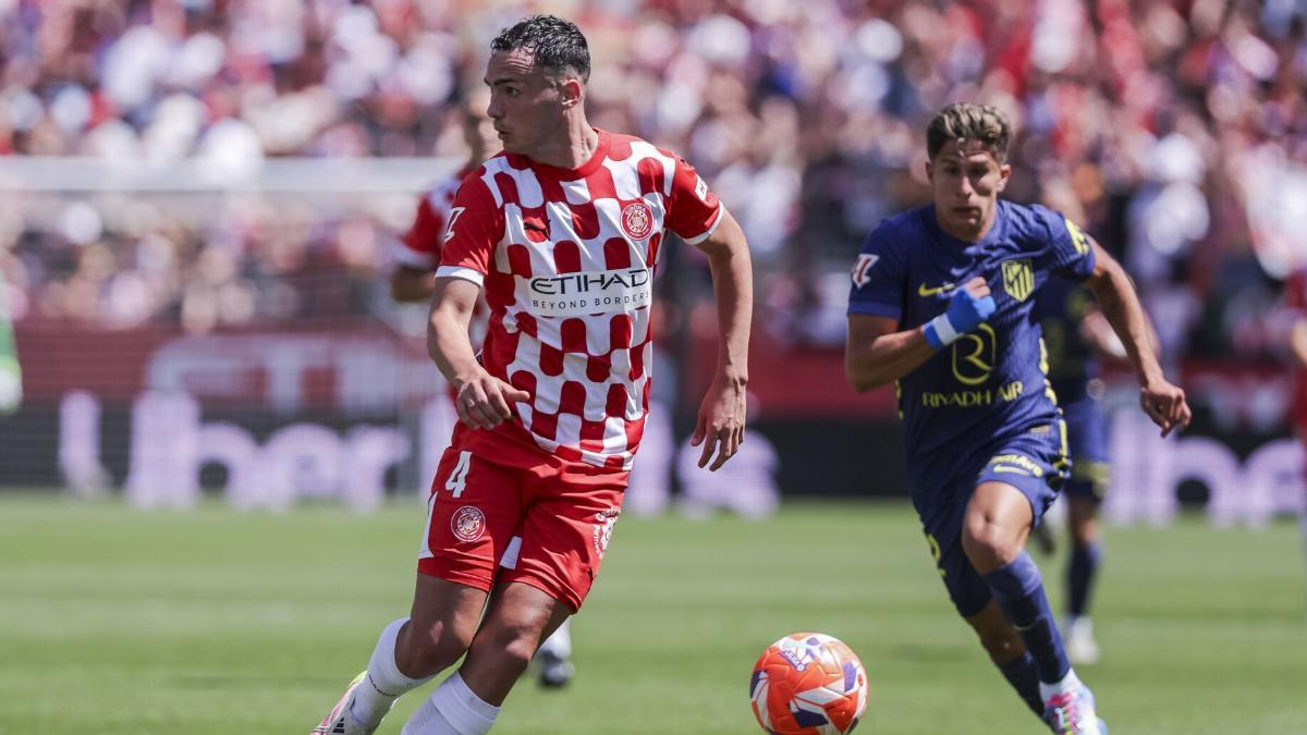 Arnau, ante el Atlético