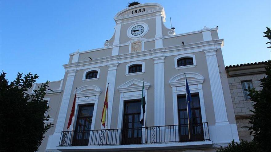 Fachada del Ayuntamiento de Mérida, en una imagen de archivo.