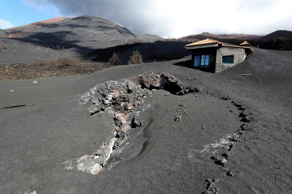 Un mundo de ceniza en La Palma dos meses después del volcán