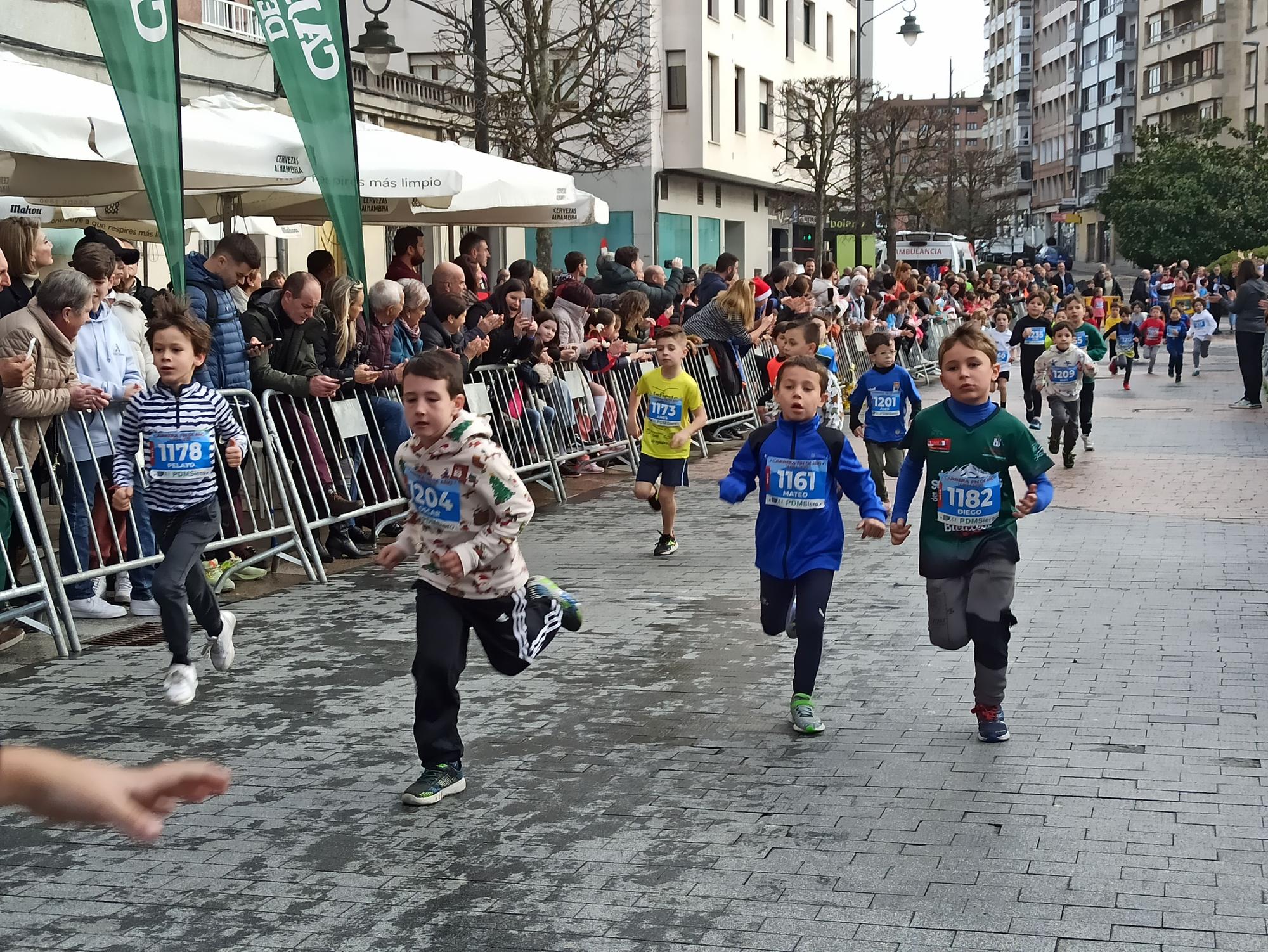 Casi 1.500 participantes disputan la carrera de Fin de Año de Pola de Siero