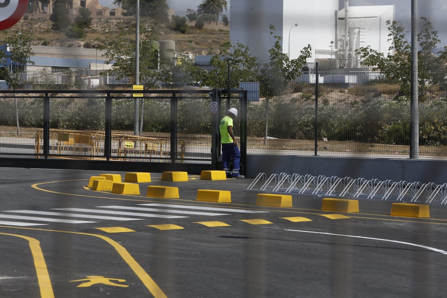 Amazon prepara su centro logístico en Alicante - Información