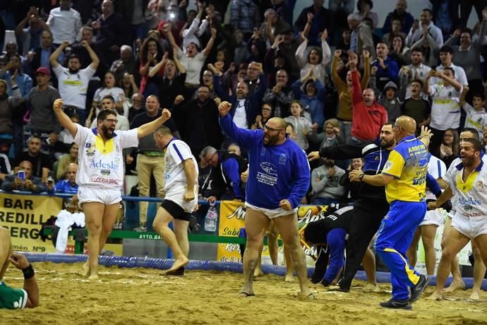 DEPORTES. VECINDARIO.SANTA LUCIA.   Luchada. Final de la Copa Cabildo Insular entre los equipos del Estrella CL y el CL Agüimes.  | 30/03/2019 | Fotógrafo: Juan Carlos Castro