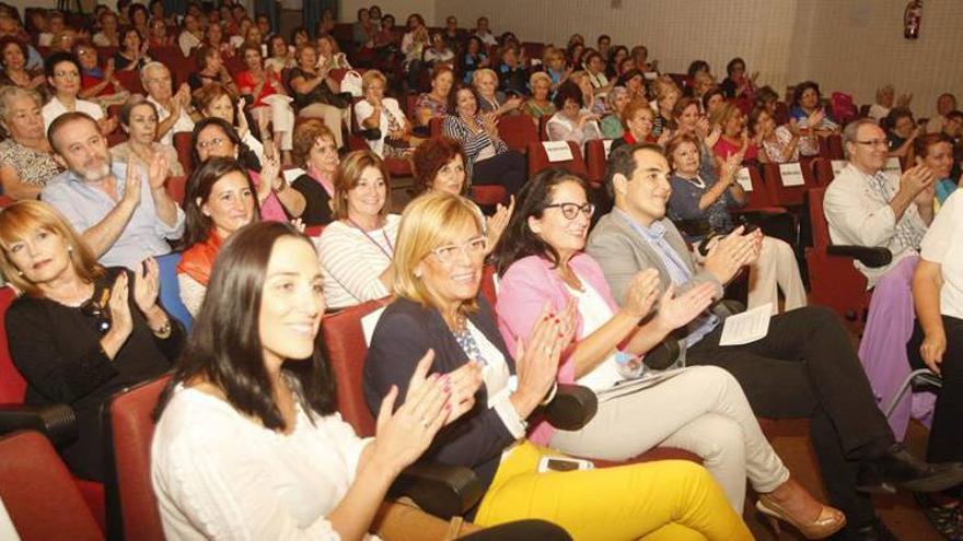 La asociación de mujeres Al Alba celebra su 25 años de existencia