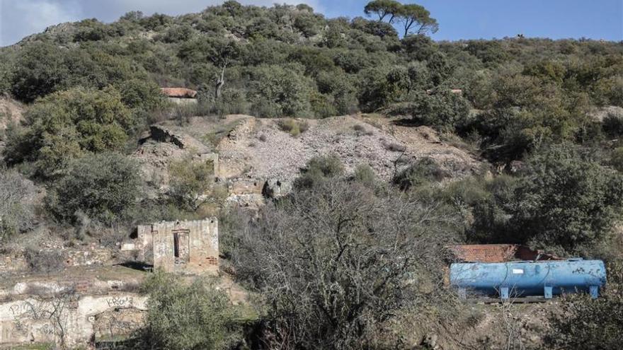 El Ayuntamiento de Cáceres decreta la paralización y suspensión de los sondeos para la mina