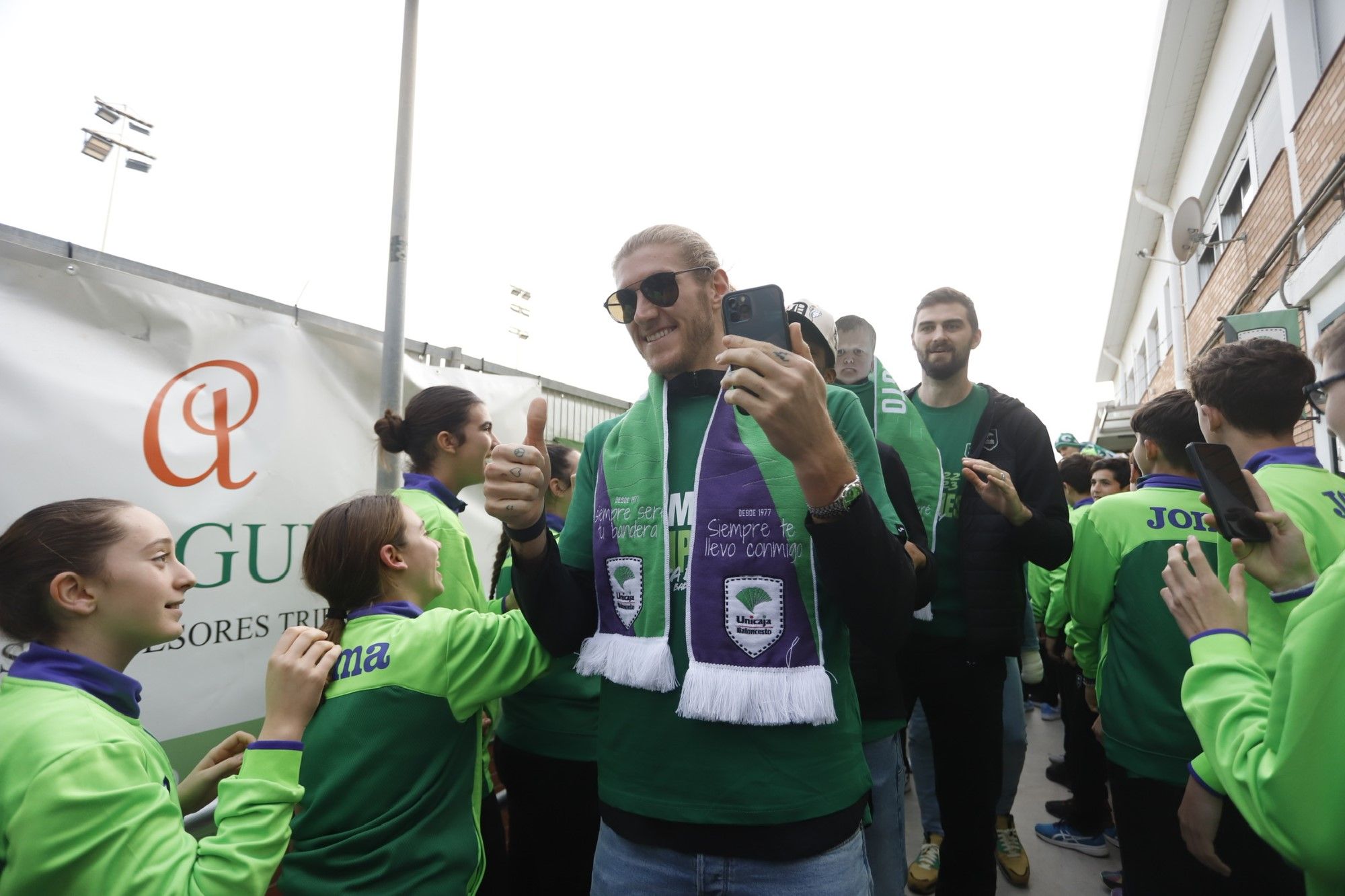 La fiesta del Unicaja, campeón de la Copa del Rey, por las calles de Málaga