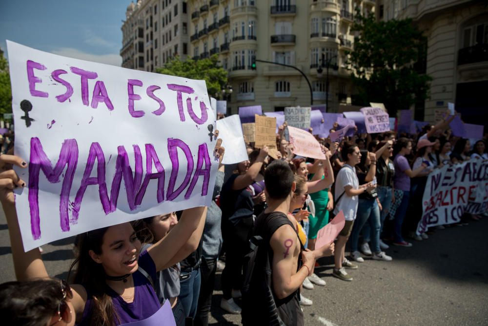 Estudiantes valencianos se manifiestan contra la sentencia de La Manada