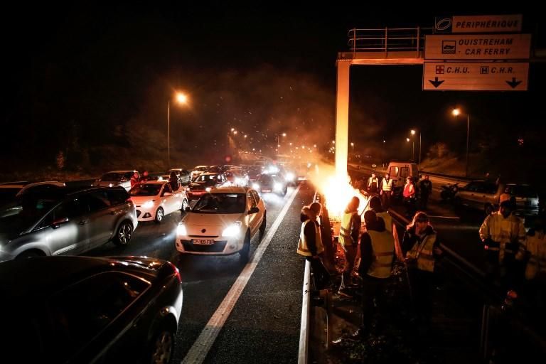 Los ''chalecos amarillos'' protestan en Francia